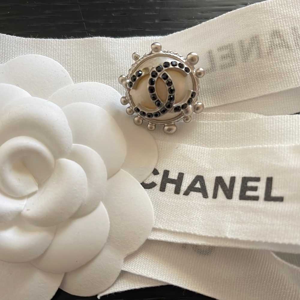 Chanel brooch pin